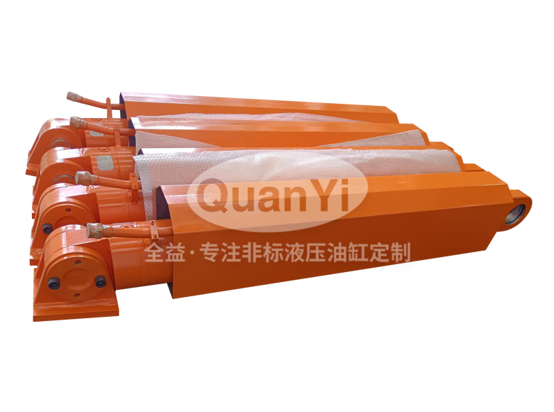 常州全益機(jī)械制造有限公司-傾翻澆注電爐專用油缸180/100-1240180/100-1240